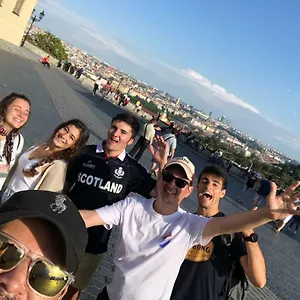 https://hostel-advantage.praguehotelsweb.com